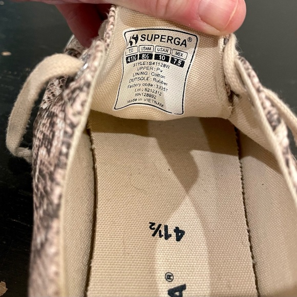 Superga 2750 beige snakeskin lace up sneaker - Picture 5 of 5